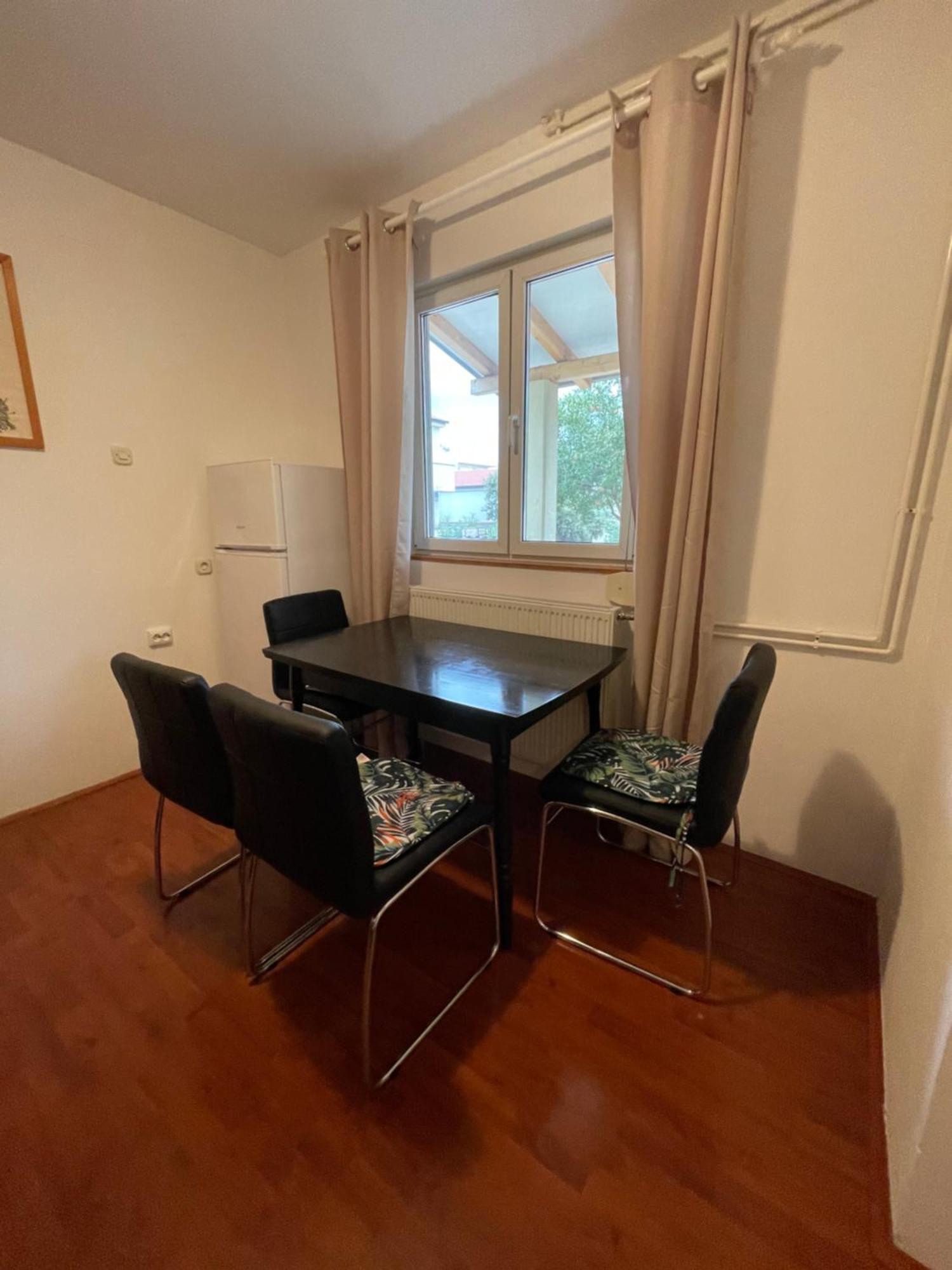 Apartmani Stambuk Mandre Exterior photo